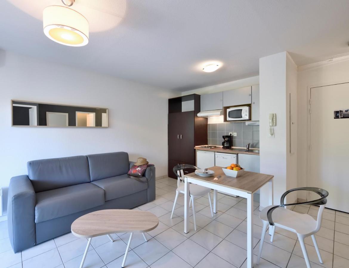 Le Jardin De Babylone "Reserve Aux Couples Uniquement" Agde Exterior photo