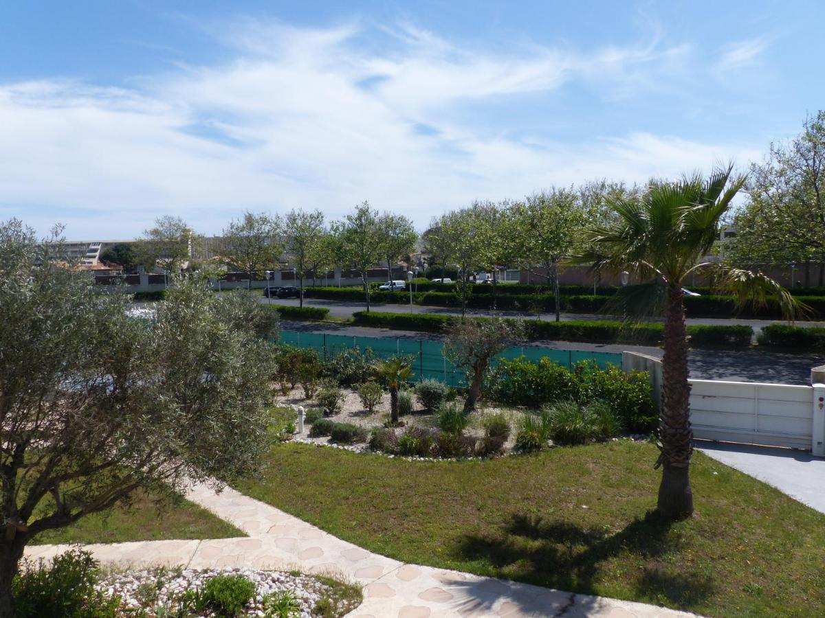 Le Jardin De Babylone "Reserve Aux Couples Uniquement" Agde Exterior photo