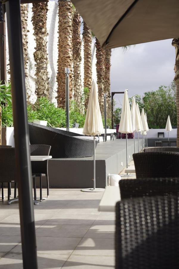 Le Jardin De Babylone "Reserve Aux Couples Uniquement" Agde Exterior photo