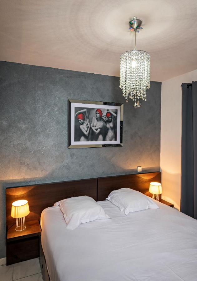 Le Jardin De Babylone "Reserve Aux Couples Uniquement" Agde Exterior photo